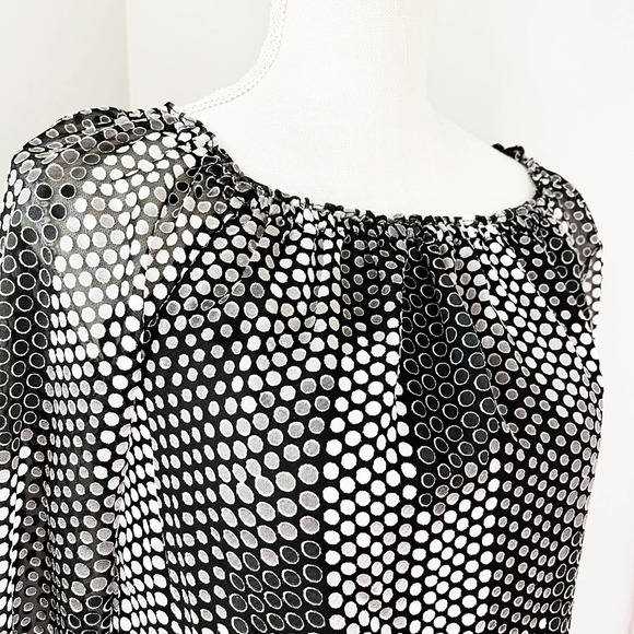 White House Black Market Polka Dot Top - Picture 2 of 6